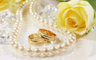 Widescreen Wedding Rings Wallpaper