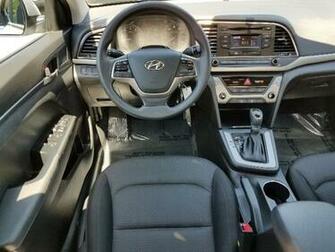 Pre Owned Hyundai Elantra Se Sedan In Hoover P947455b