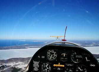 Glider Wallpaper Android Compatible Pictures
