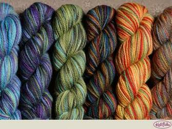 Pieces Of Yarn Wallpaper