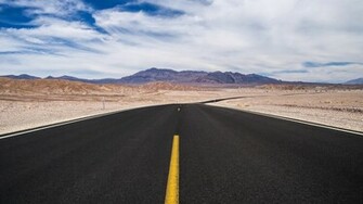 Into Death Valley Wallpaper HD Desktop