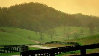 English Countryside Wallpaper