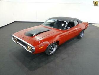 Plymouth Road Runner Cars Classic Wallpaper Background