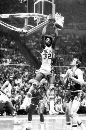 Dr J Dunk Over Larry Bird Widescreen Wallpaper Pictures