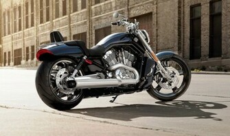 Harley Davidson V Rod Muscle Showing