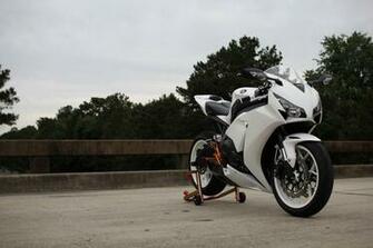 Gallery For Gt Honda Cbr1000rr Wallpaper