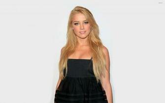 Amber Heard Wallpaper