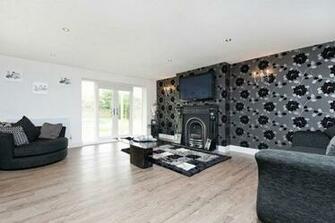 Feature Wall Wallpaper Design Ideas Photos Inspiration Rightmove