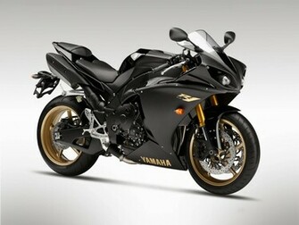 Yzf R1 Wallpaper Yamaha Desktopwallpaper