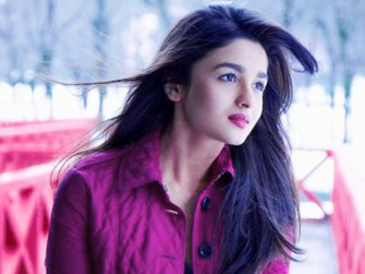 Daily Dunya Alia Bhatt Wallpaper