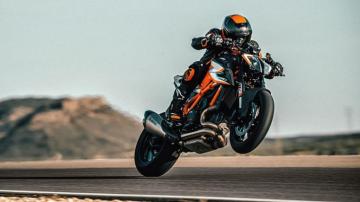 Ktm Super Duke Rr Unveiled Iamabiker Everything