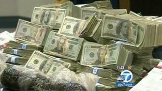 Bigger Drugs Cash Guns Wallpaper HD For Android Screenshot