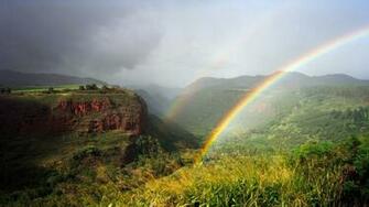 Rainbow Story Natural Wallpaper