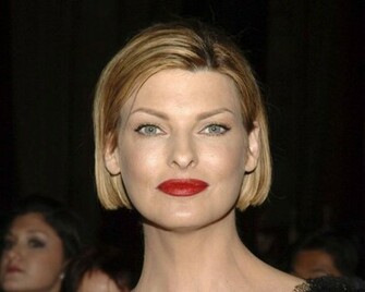 Linda Evangelista Wallpaper