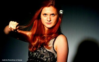 Bonnie Wright Wallpaper