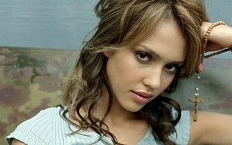Jessica Alba Hairstyles HD Wallpaper For iPhone Mobile