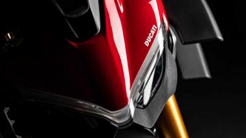 Ducati Live Stream Know The Streetfighter V4 From People Who