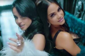 Becky G Natti Natasha S Sin Pijama See The Translated Lyrics