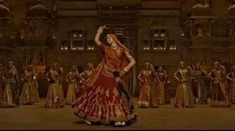 Padmavati Actor Deepika Padukone Shooting The Ghoomar