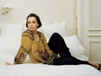Kristin Scott Thomas Wallpaper