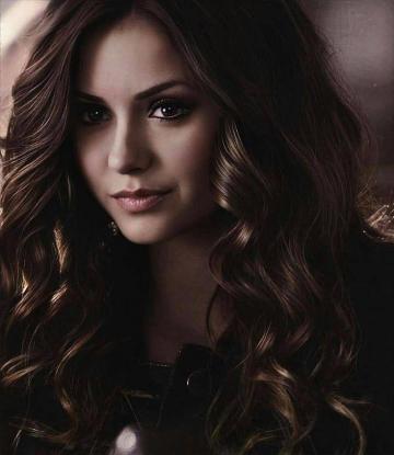 Nina Dobrev
