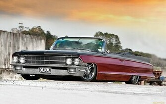 Cadillac Classic Luxury Lowrider Wallpaper
