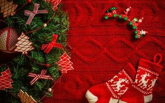 Snow Holiday Desktop Wallpaper Top