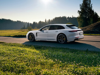4k Porsche Panamera Turbo S Sport Turismo Wallpaper Background