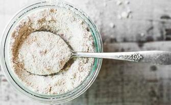 Best Crispy Cookies Ingredients With Flour On Wooden
