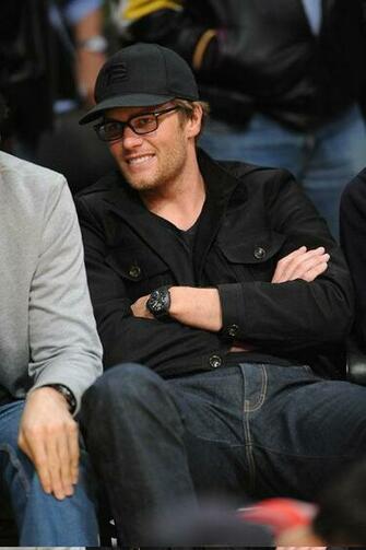 Nfl Off Season Thomas Edward Patrick Hipster Brady Jr