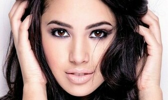 Jasmine V Wallpaper