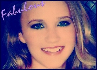 Emily Wallpaper Osment Photo