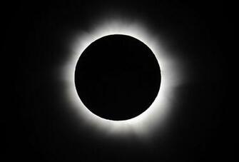 Australia Witnesses Total Eclipse Pictures