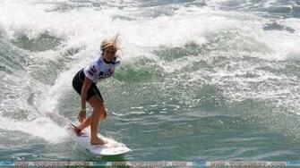 Bethany Hamilton Wallpaper In Desert