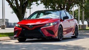 Toyota Camry Trd Front Three Quarter Caricos
