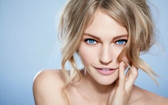 Cute Blonde Wallpaper And Image Pictures Photos