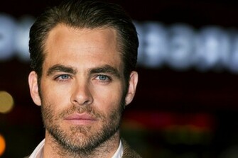HD Chris Pine Background Wallpaper