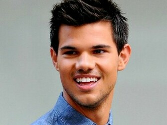 Taylor Lautner Wallpaper
