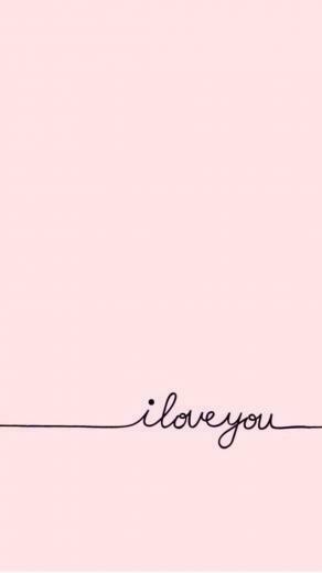 Loveeverything On Cute Background Wallpaper Quotes