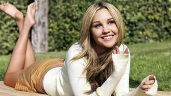 Amanda Bynes Pics Wallpaper HD