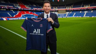 Football News Lionel Messi In Psg Jersey Image HD Wallpaper