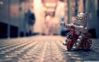 Lonely Toy Robot Photography Wallpaper Ongur