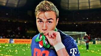 Fc Bayern Mario G Tze Mit Blutiger Nase Nach Dfb Pokal