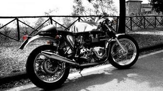 Motographite Triumph Bonneville Alu Cafe By Enrico