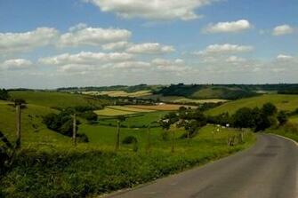 English Countryside Wallpaper