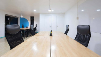 Zoom Office Background Wallpaper
