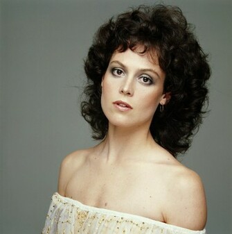 Sigourney Weaver Image Gallery