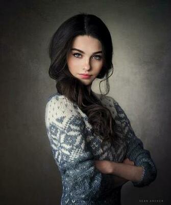 HD Wallpaper Women Model Looking At Er Sean Archer Simple