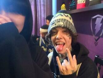 Lil Xan On Everyone At The Meet N Greet I M