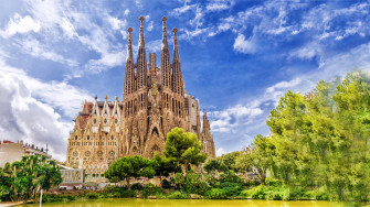 La Sagrada Familia Wallpaper